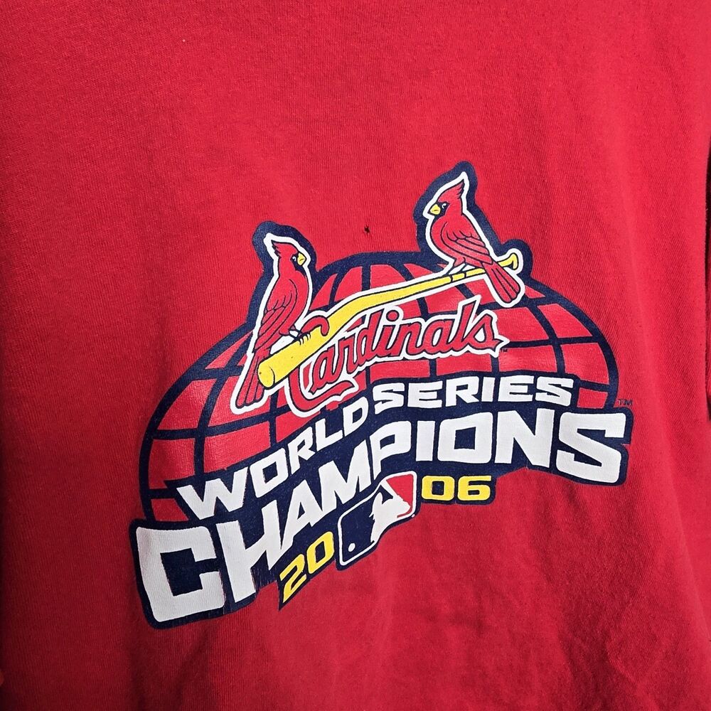 Men's St. Louis Cardinals Red T-Shirt World Series Champions 2006 Size L